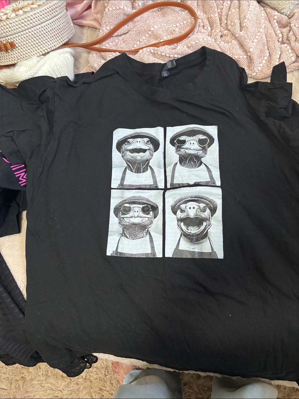 Men's Black Short-Sleeve Graphic Tee with Turtle Photo Panels